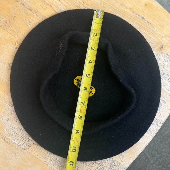100% Wool Vintage Beret Black Hat - Picture 2 of 4